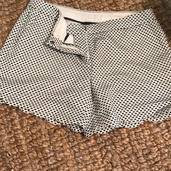 Scallop Blue & White Shorts - Picture 4 of 5